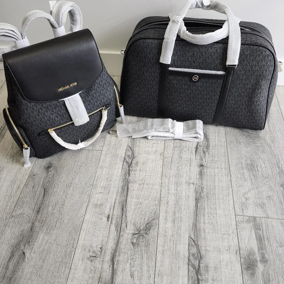 NWT BUNDLE SET - Picture 4 of 5